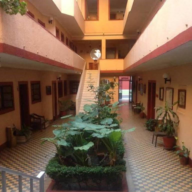 Hotel Gallo Rubio Гуадалахара Екстериор снимка